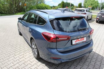 Ford Focus Turnier 1.0 125PS ST-LINE LED Tempomat 17ZOLL