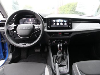 Skoda Kamiq TSI DSG Selection Kamera Klimaautomatik LED ALU 16 ZOLL Sunset Smart Link