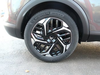 Citroen C4 1.2i 131PS MAX Schiebedach Head up Display LED Navigation 360 Grad Kamera