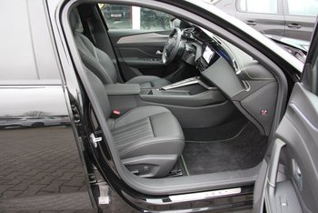 Peugeot 408 1.6e HYBRID GT Schiebedach Leder Nappa FULL-LED Night Vision