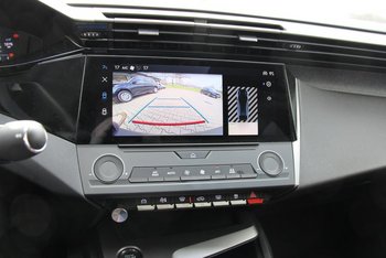 Peugeot 408 Mild Hybrid 145PS Automatik Allure Adaptiv Tempomat LED