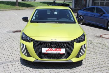 Peugeot 208 1.2i 110PS Automatik STYLE LED PDC Tempomat Spurassistent