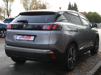 Peugeot 3008 HYBRID (PHEV) 181PS Allure LED NAVI Kamera Adaptiv Tempomat 18 ZOLL