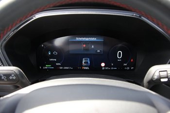 Ford KUGA FHEV HYBRID 190PS ST-LINE NAV CAM ALU 18 ZOLL Winterpaket