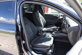 Ford Focus Turnier 1.0 155PS ST-LINE LED Adaptiv Tempomat CAM 17ZOLL