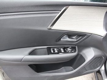 Citroen C5 X 1.6e 225PS MAX LED HUD Sitzheizung wireless 19Zoll