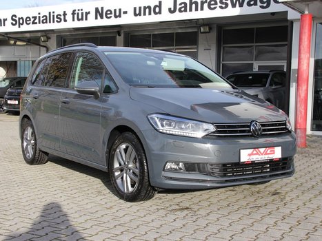 VW TOURAN TSI 150PS DSG Comfortline… VW TOURAN TSI 150PS DSG Comfortline…