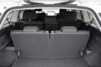 Skoda Kodiaq 2.0 TDI DSG Selection LED Sitzheizung Kamera ALU 19 ZOLL