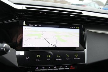 Peugeot 408 1.6e HYBRID GT FULL-LED Night Vision