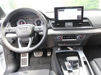 Audi Q5 Sportback 40 TDI Quattro S-Line Black Edition MATRIX Sitzheizung Ass-Paket Stadt & Tour