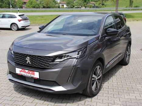 Peugeot 3008 1.2i Allure Navigation&hellip;