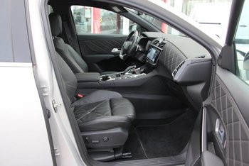 DS Automobiles DS7 Plug in Hybrid 299PS Allrad RIVOLI LED NAV 19Zoll