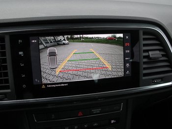 Seat Ateca 1.5 TSI DSG Style VOLL-LED Adaptiv Tempomat NAVI Kamera ALU 18 ZOLL