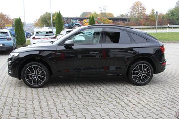 Audi Q5 Sportback 40 TDI Quattro S-Line Black Edition MATRIX Sitzheizung Ass-Paket Stadt & Tour
