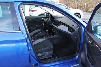 Skoda Kamiq TSI Selection Kamera Klimaautomatik LED ALU 16 ZOLL Sunset Smart Link