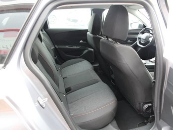 Peugeot 308 SW1.2i Style Adaptiv Tempomat Navi LED 16 ZOLL