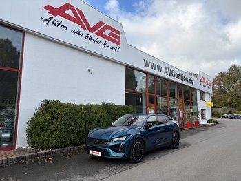 Peugeot 408 1.6e HYBRID LED Adaptiv Tempomat ALU 19 ZOLL CAM