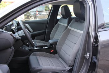 Citroen C4 1.2i 131PS PLUS LED Navigation Tom Tom Kamera ALU 18 ZOLL