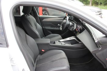 Peugeot 308 SW 1.2i GT LED Adaptiv-Tempomat CAM ALU 18 ZOLL