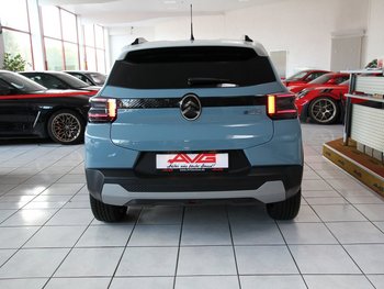 Citroen C3 Elektro MAX LED Sunset Wireless Charging 17 ZOLL