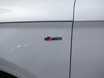 Audi Q5 Sportback 40 TDI Quattro S-Line Black Edition MATRIX Sitzheizung Ass-Paket Stadt & Tour