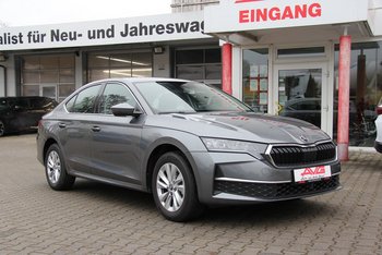 Skoda Octavia TSI DSG 150PS Selection LED Kamera ALU Sunset Smart Link Lichtsensor Lordose wireless