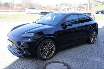 Porsche Macan Turbo Elektro 639PS Allrad Matrix-LED HUD 22ZOLL HA-Lenkung AHK