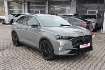 DS Automobiles DS7 Plug in Hybrid 299PS Allrad Performance Line LED NAV 19Zoll