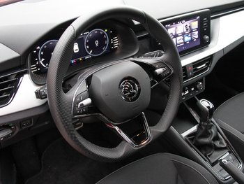 Skoda Scala TSI 110PS DSG SPORT LED Kamera ALU Sunset