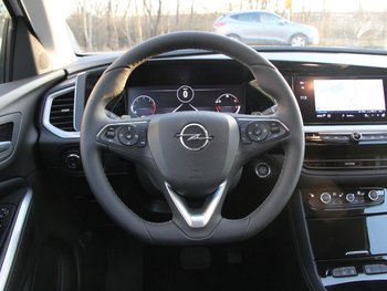 Opel Grandland 1.2i GS LINE FULL-LED NAV Sitzheizung 18 ZOLL