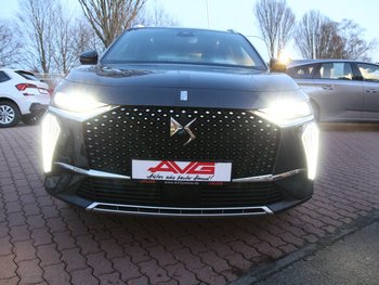 DS Automobiles DS7 Plug in Hybrid 299PS Allrad RIVOLI LED NAV 19Zoll