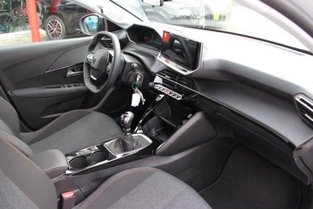 Peugeot 208 1.2i 100PS Business LED Klima Sunset PDC