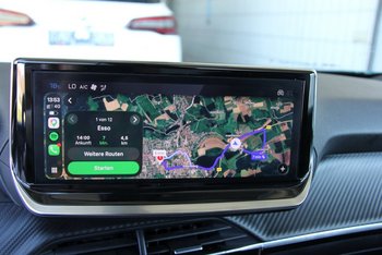 Peugeot 2008 1.2i Allure LED Wireless Sunset ALU 17 ZOLL