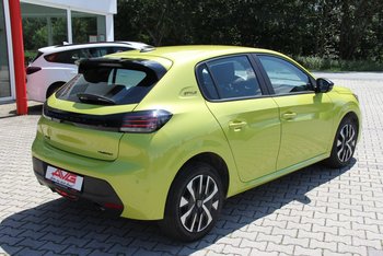 Peugeot 208 1.2i 110PS Automatik STYLE LED PDC Tempomat Spurassistent