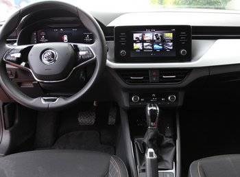 Skoda Kamiq TSI 110PS DSG Ambition Klimaautomatik LED ALU 16 ZOLL Sunset Smart Liink Virtual Cockpit Tempomat Kamera