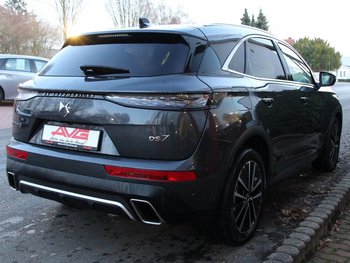 DS Automobiles DS7 Plug in Hybrid 299PS Allrad RIVOLI LED NAV 19Zoll
