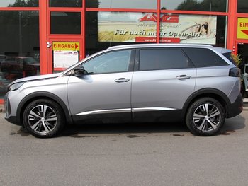 Peugeot 5008 1.2i Allure Pack 7 Sitze Navigation ALU 18 ZOLL