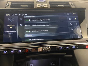 DS Automobiles DS7 Plug in Hybrid 299PS Allrad OPERA Panoramadach Sitz & Scheibenheizung Memory Leder Nappa