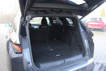 Peugeot 5008 1.2i 145PS GT FULL-LED 7 Sitze Sitzheizung 19ZOLL