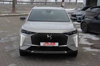 DS Automobiles DS7 Plug in Hybrid 299PS Allrad RIVOLI LED NAV 19Zoll
