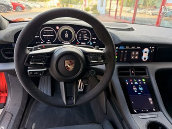 Porsche TAYCAN Turbo GT WEISSACH 1033PS Blackline-Paket Bose Schwellerverkleidung Race TEX Active Ride