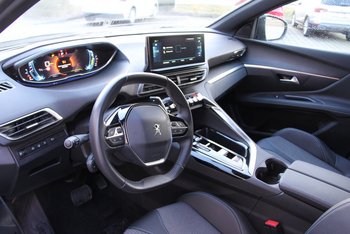 Peugeot 3008 HYBRID (PHEV) 181PS Allure LED NAVI Kamera Adaptiv Tempomat 19 ZOLL