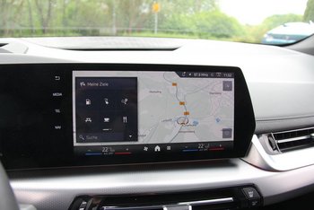 BMW U06 225e xDrive Hybrid 245PS M-SPORT Panoramadach Adaptiv -LED Innovationspaket