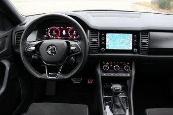 Skoda Kodiaq 2.0 TDI DSG SPORTLINE MATRIX-LED Standheizung memory Sitzheizung Kamera ALU 19 ZOLL