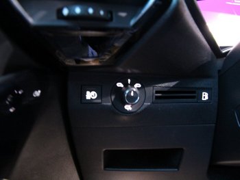 DS Automobiles DS7 Plug in Hybrid 299PS Allrad RIVOLI LED NAV 19Zoll