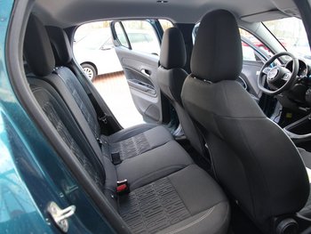 FIAT 600 1.2 Mild Hybrid 145PS Automatik LED wireless CAM 17ZOLL