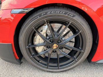 Porsche TAYCAN Turbo GT WEISSACH 1033PS Blackline-Paket Bose Schwellerverkleidung Race TEX Active Ride