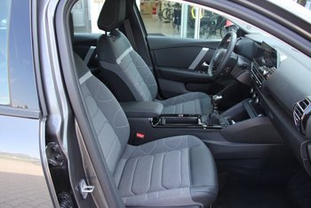 Citroen C4 1.2i 131PS PLUS LED Navigation Tom Tom Kamera ALU 18 ZOLL