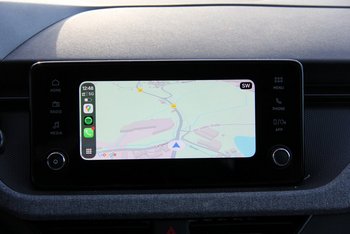 Skoda Kamiq TSI Selection Kamera Klimaautomatik LED ALU 16 ZOLL Sunset Smart Link