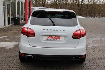Porsche Cayenne 3.0d 245PS Platinium Edition Panoramadach Luftfederung Adaptiv Sitze Sitzbelüftung